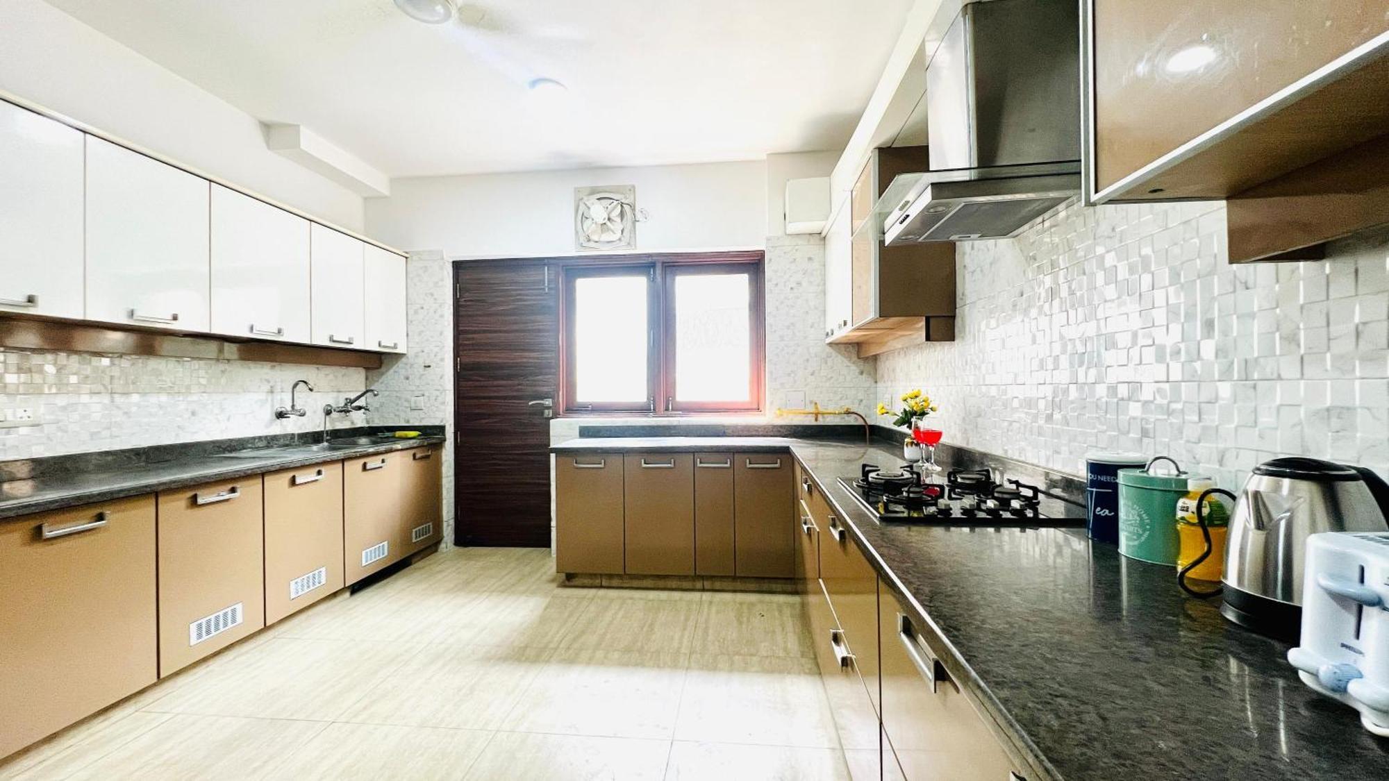 Olive Serviced Apartments - New Friends Colony New Delhi Exteriör bild