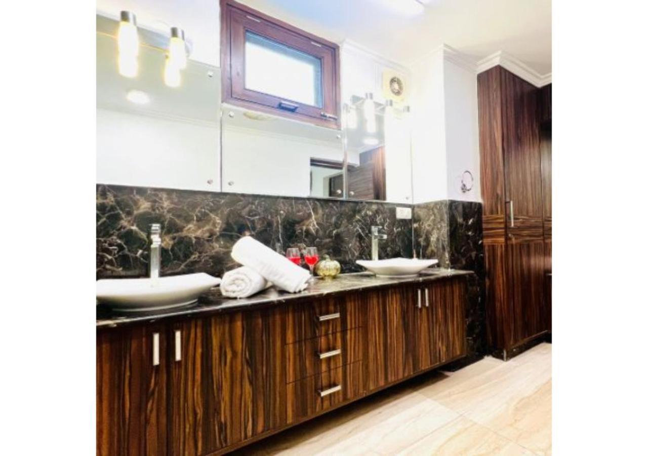 Olive Serviced Apartments - New Friends Colony New Delhi Exteriör bild